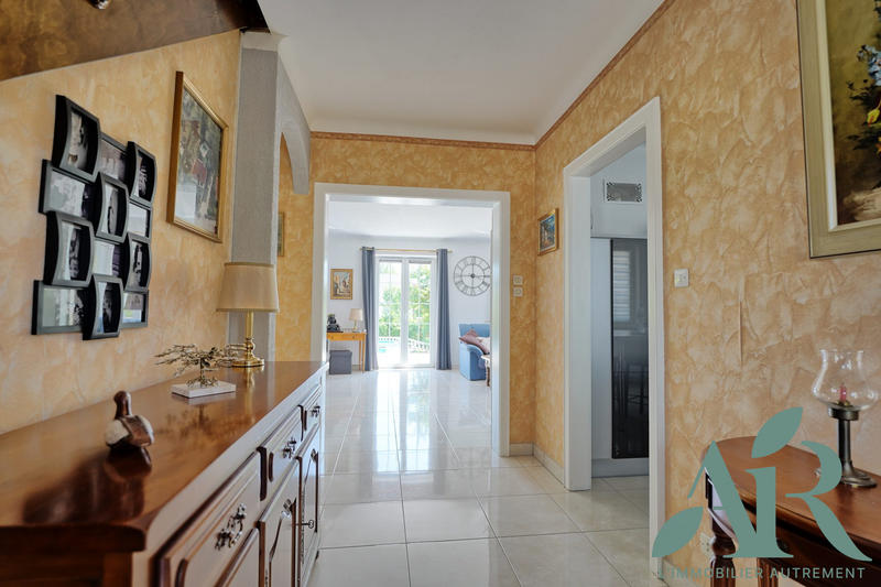 Maison - 135 m² - 6 pièces
