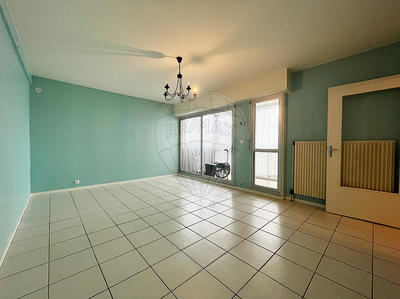 Appartement - 67 m² - 4 pièces