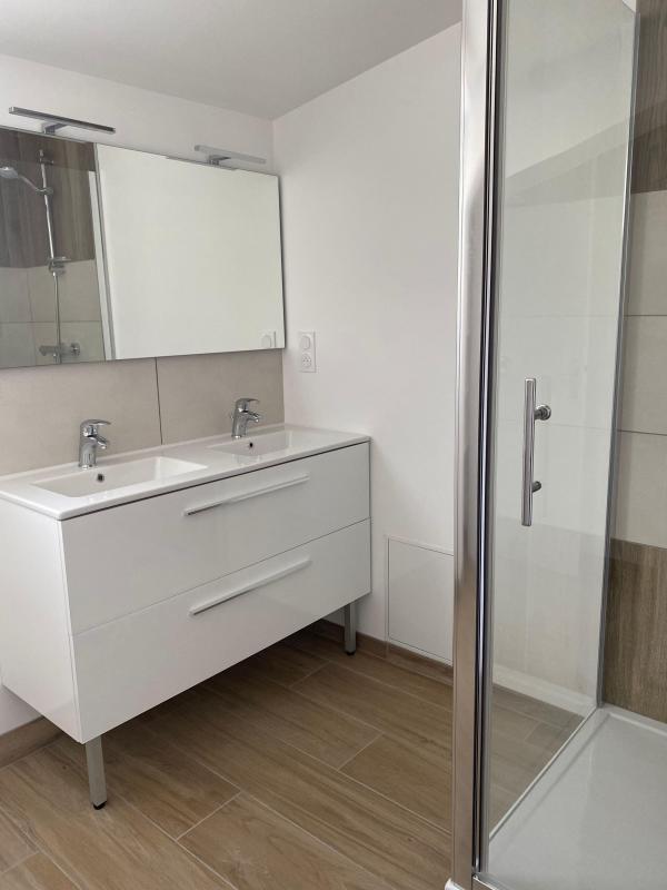 Appartement - 128 m² - 5 pièces