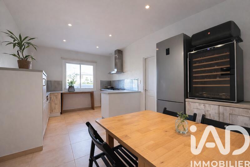 Maison - 140 m² - 5 pièces