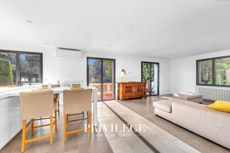 Villa - 150 m² - 6 pièces