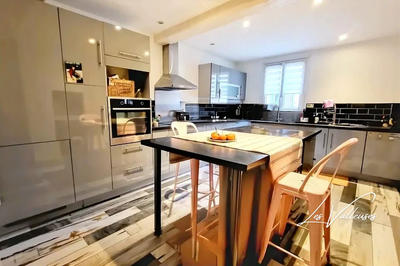 Appartement - 125 m² - 4 pièces