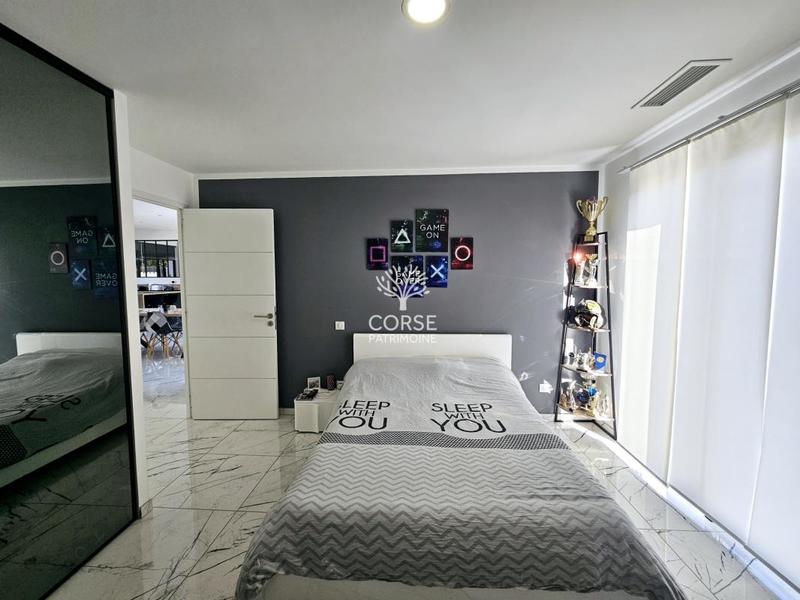 Villa - 136 m² - 5 pièces