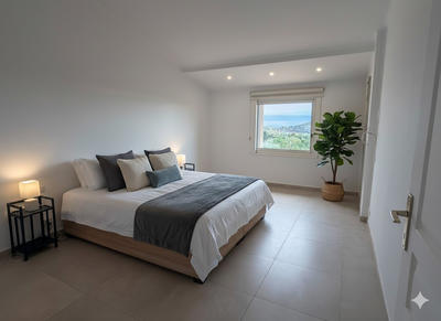 Demeure - 143 m² - 5 pièces