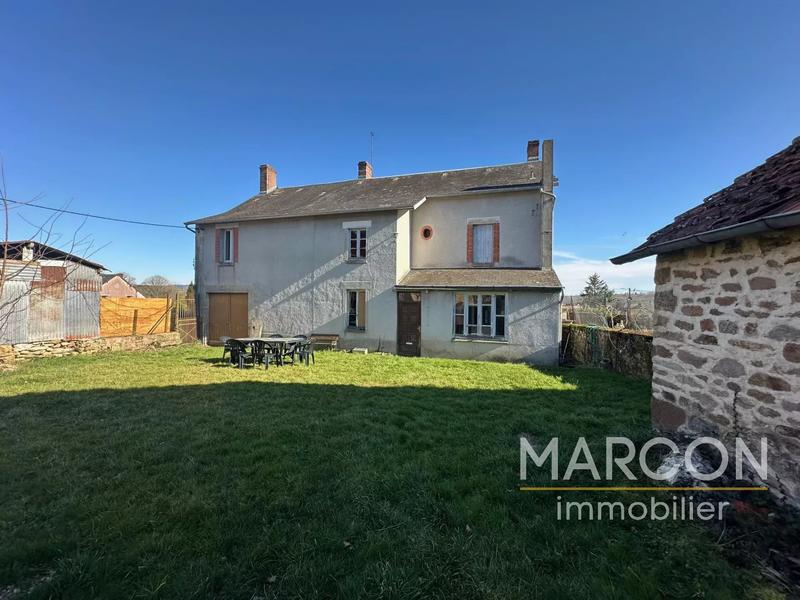 Maison de village - 122 m² - 7 pièces