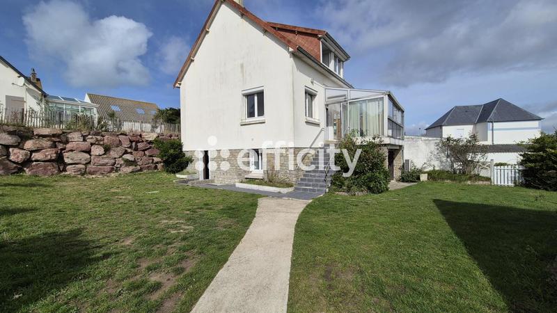 Maison - 138 m² - 9 pièces