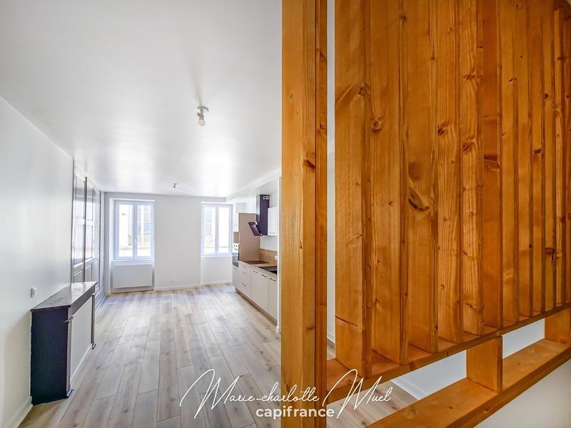 Appartement - 65 m² - 3 pièces