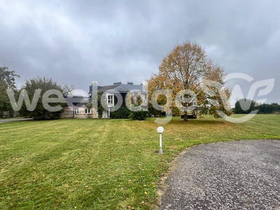 Maison - 320 m² - 12 pièces