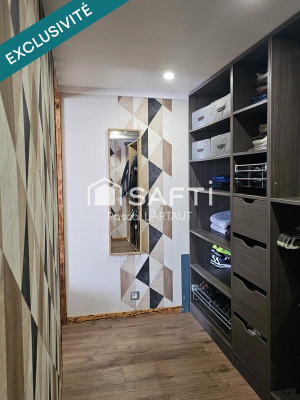 Maison - 190 m² - 6 pièces