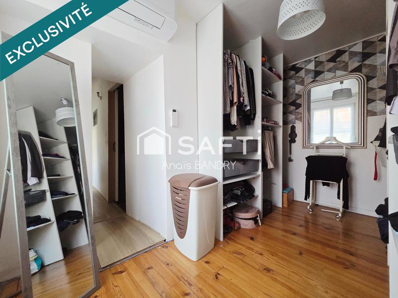 Maison - 144 m² - 10 pièces