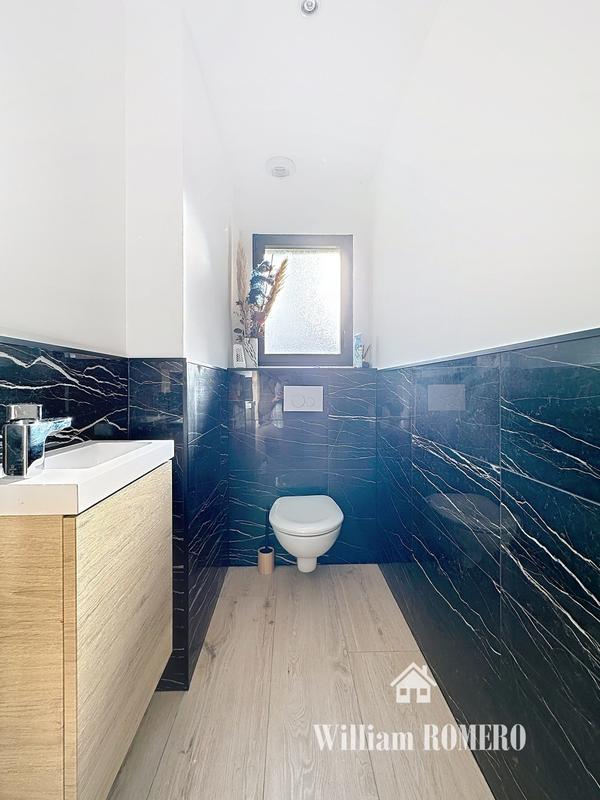 Maison - 103 m² - 4 pièces