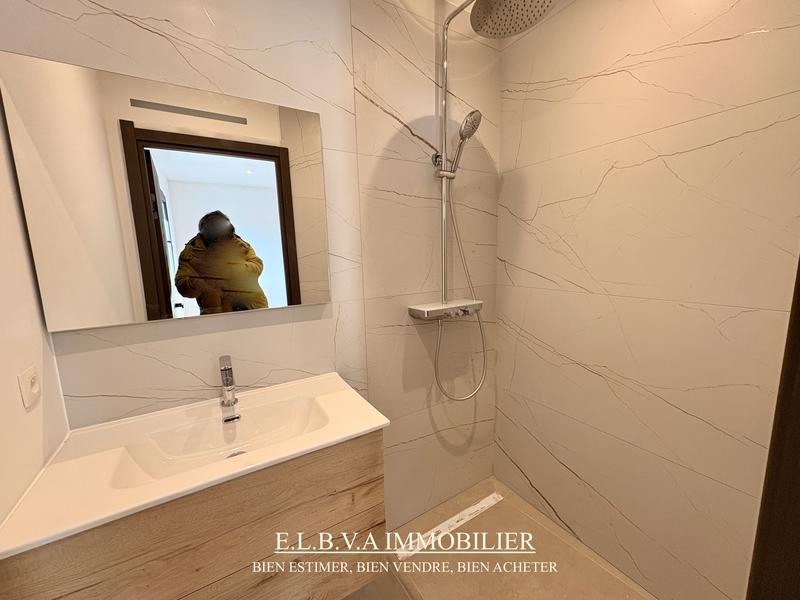 Maison contemporaine - 130 m² - 4 pièces