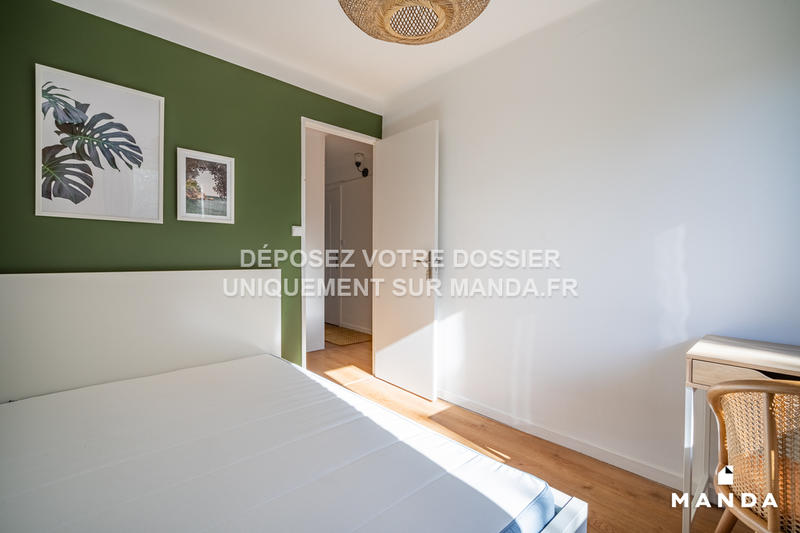 Chambre - 10 m² - 4 pièces
