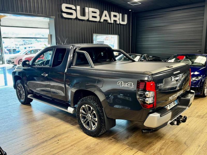 Mitsubishi L200 III Pick Up Club Cabine 2.2 Di-D 150 As&amp;G 4wd Intense Navi Connect 2p