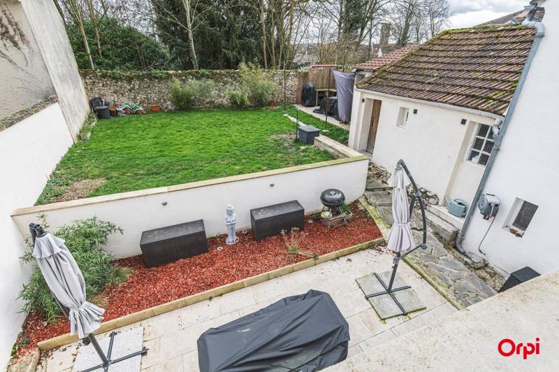 Maison - 111 m² - 4 pièces