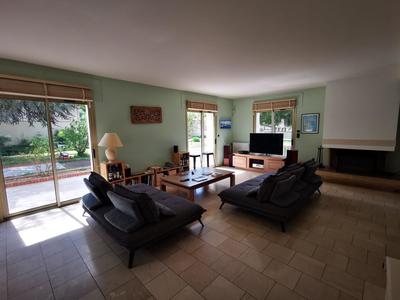 Villa - 183 m² - 6 pièces