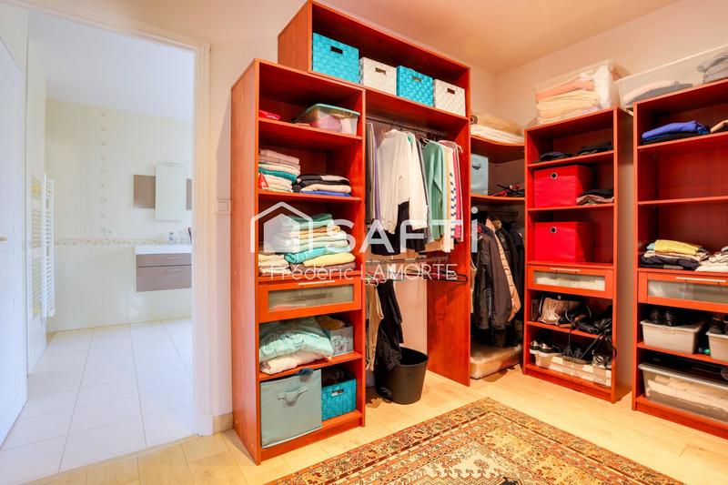 Maison - 194 m² - 7 pièces