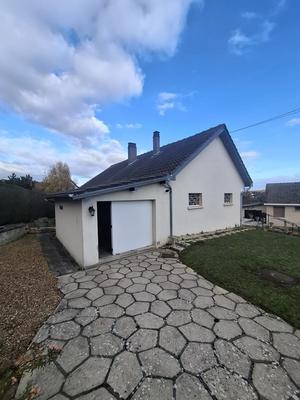 Maison - 92 m² - 5 pièces