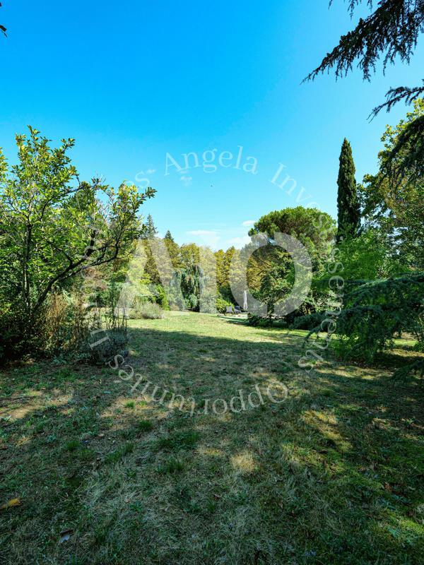 Maison - 200 m² - 5 pièces