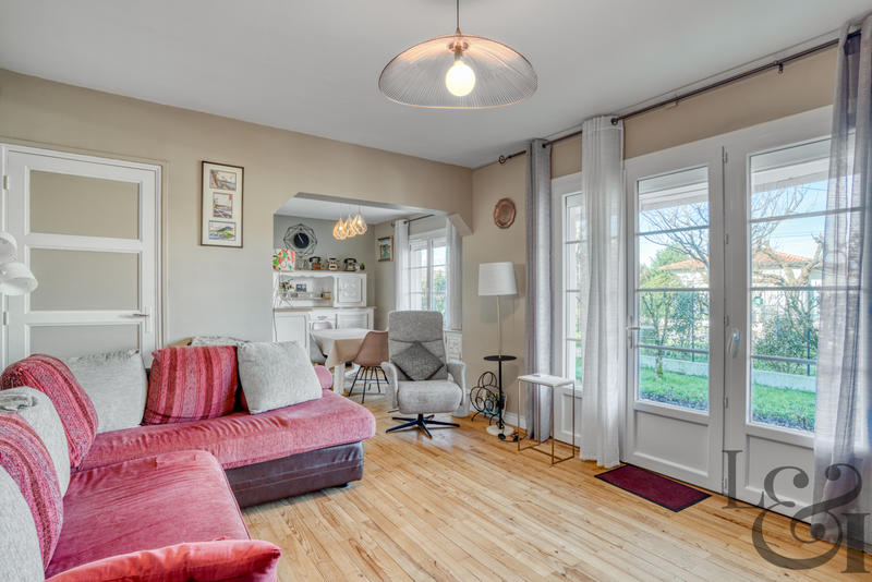 Maison - 102 m² - 6 pièces