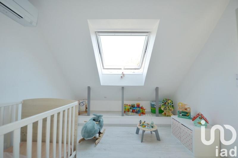 Maison - 169 m² - 8 pièces