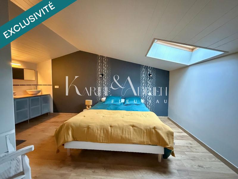 Maison - 210 m² - 6 pièces