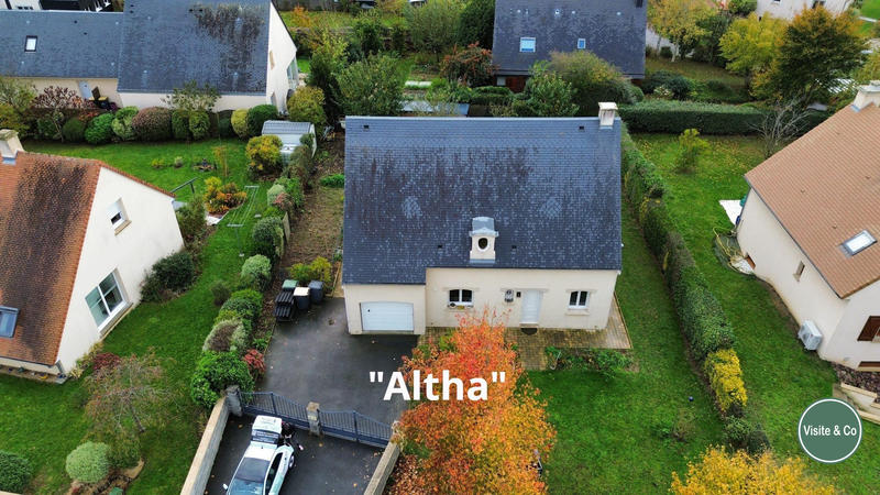 Maison traditionnelle - 118 m² - 6 pièces