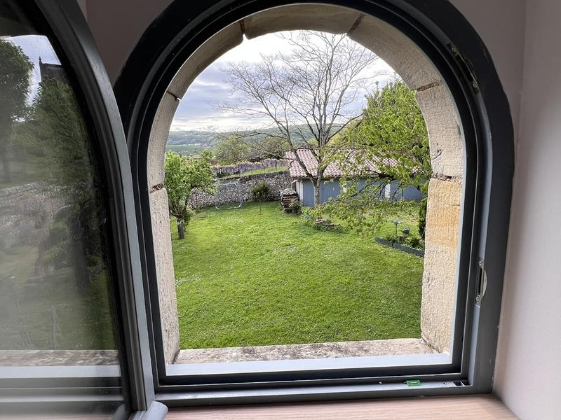 Maison - 220 m² - 8 pièces