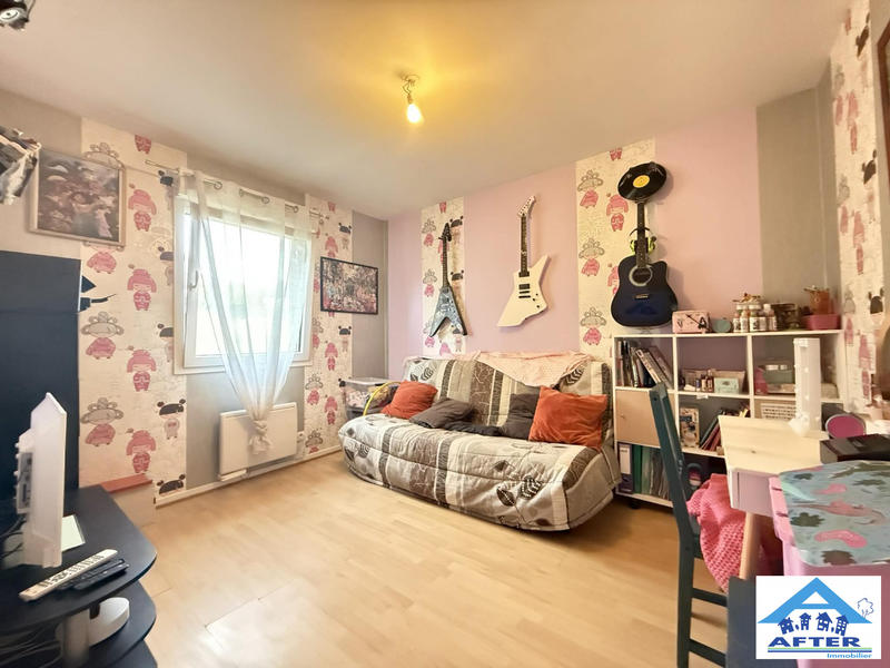 Maison - 102 m² - 6 pièces