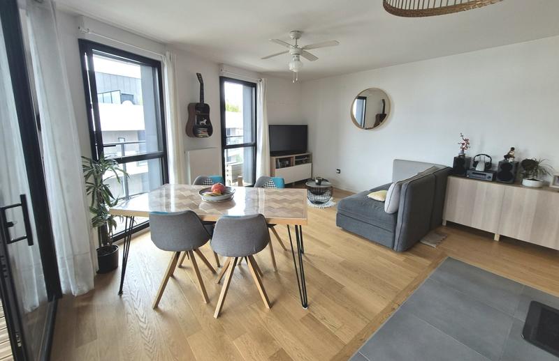 Appartement - 60 m² - 3 pièces