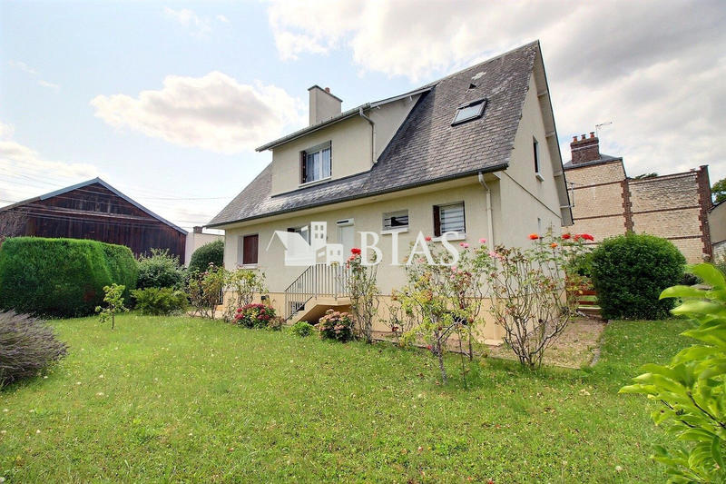 Maison - 127 m² - 5 pièces