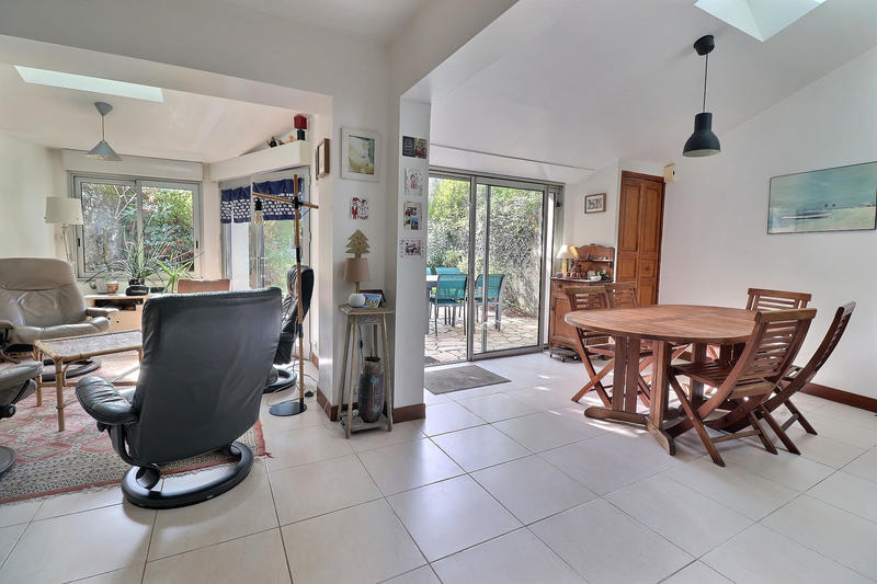 Maison - 140 m² - 7 pièces