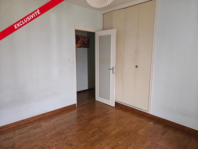 Maison - 180 m² - 8 pièces