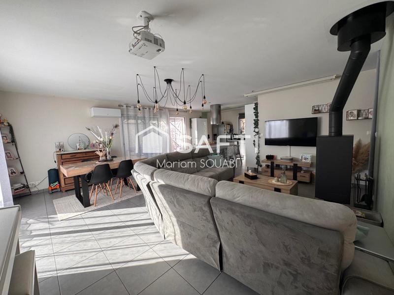 Maison - 100 m² - 5 pièces