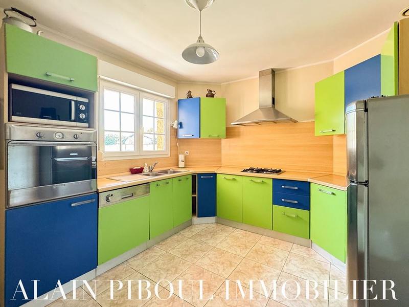 Maison traditionnelle - 132 m² - 6 pièces