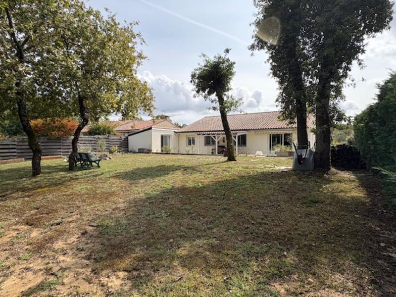 Maison - 170 m² - 6 pièces