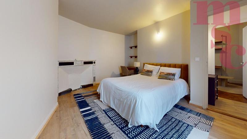 Appartement - 116 m² - 6 pièces