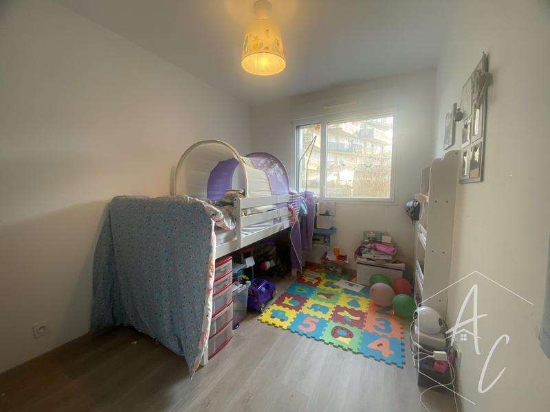 Maison - 98 m² - 6 pièces