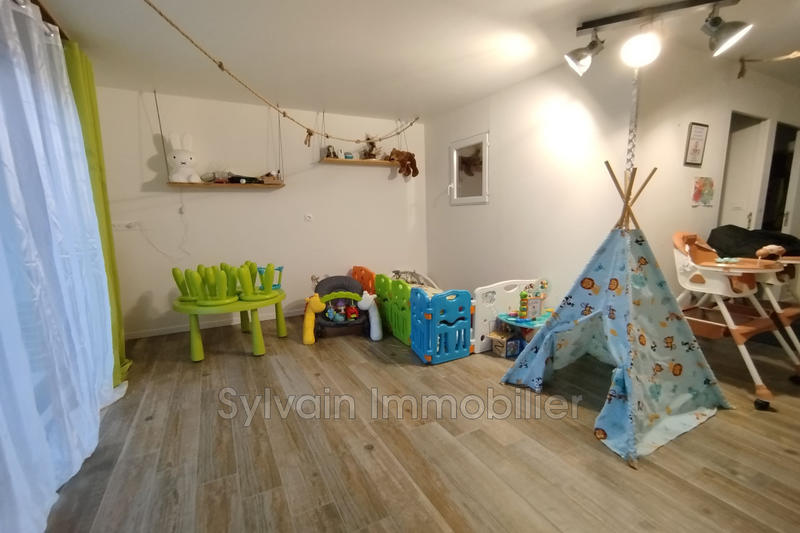 Maison - 145 m² - 5 pièces