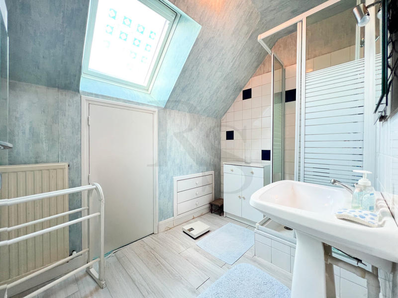 Maison - 135 m² - 6 pièces