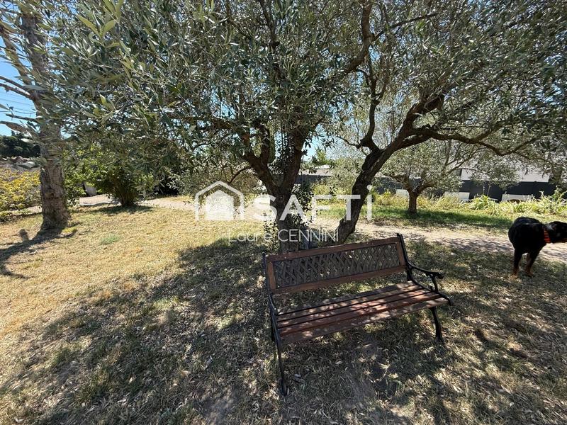 Maison - 220 m² - 7 pièces