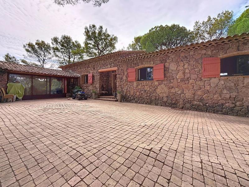 Bastide - 203 m² - 7 pièces