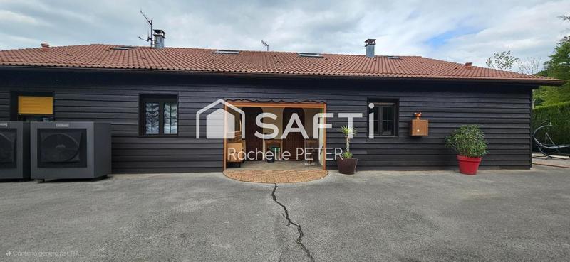 Maison - 243 m² - 14 pièces