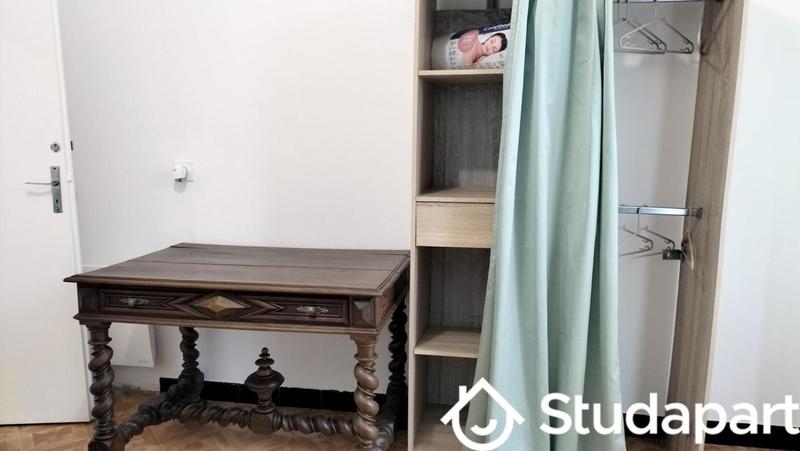 Chambre - 12 m² - 1 pièce