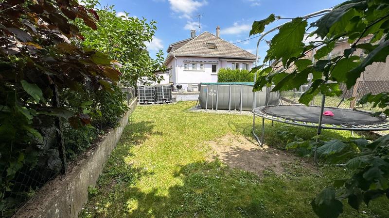 Maison traditionnelle - 166 m² - 7 pièces