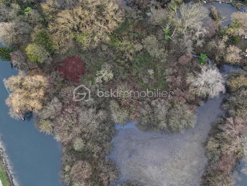 Terrain de loisirs - 4 584 m²