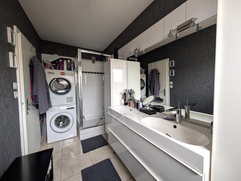 Appartement - 99 m² - 5 pièces