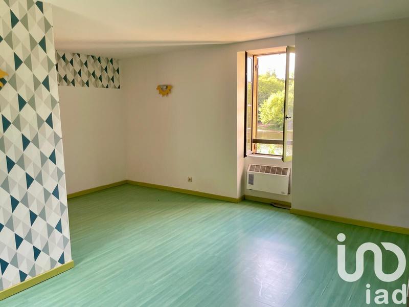 Maison - 238 m² - 10 pièces