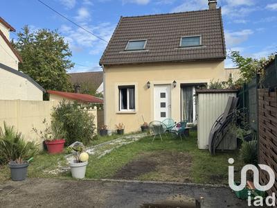 Maison - 90 m² - 4 pièces