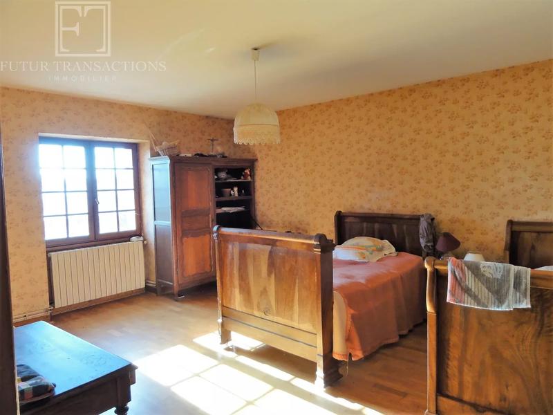 Maison - 198 m² - 8 pièces